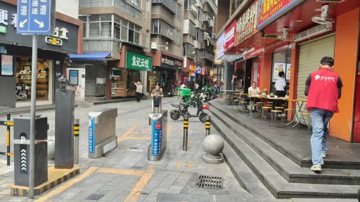 巴登村