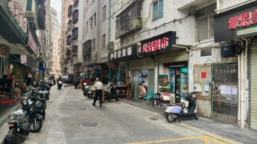下梅林村
