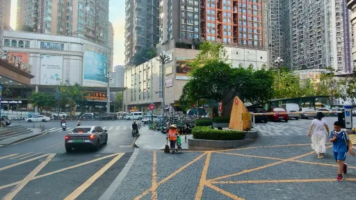 赛龙村