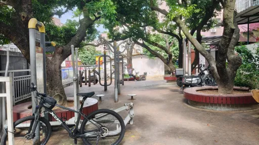大磡村