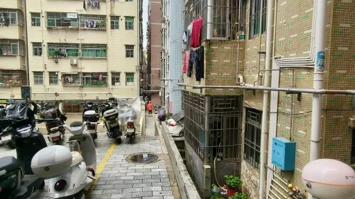 新屋村