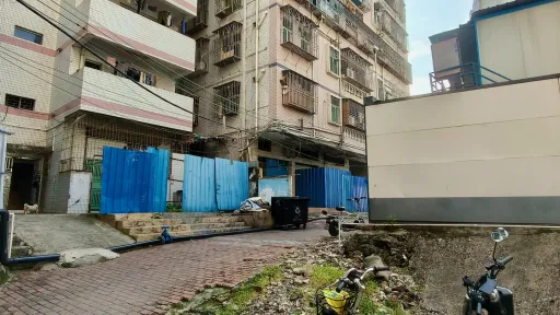 白石洲村
