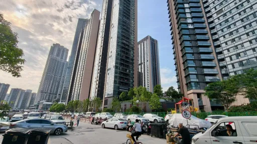 白石洲村