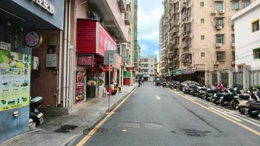 罗租村
