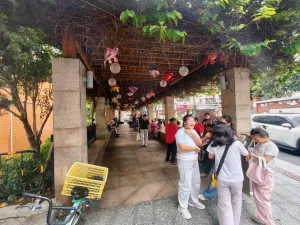 石厦村
