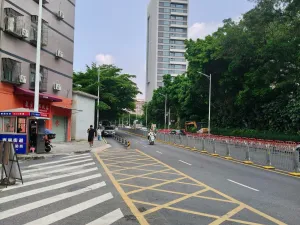 官龙村