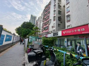 白石洲村
