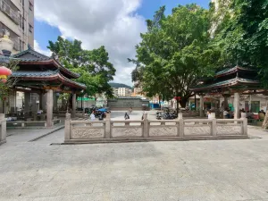 罗租村